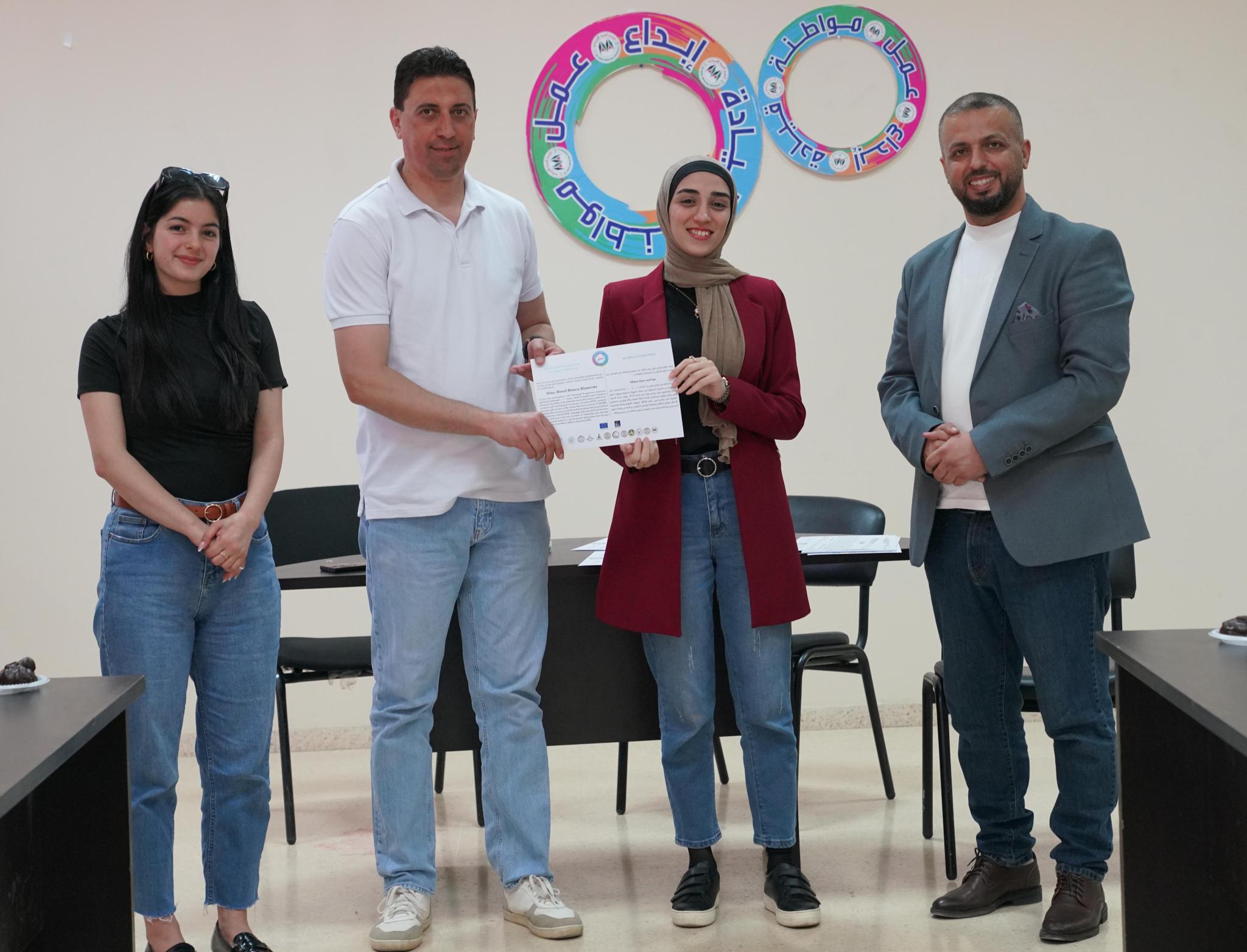 The Arab American University and Sharek Forum Hold an Event to Award Certificates of Excellence