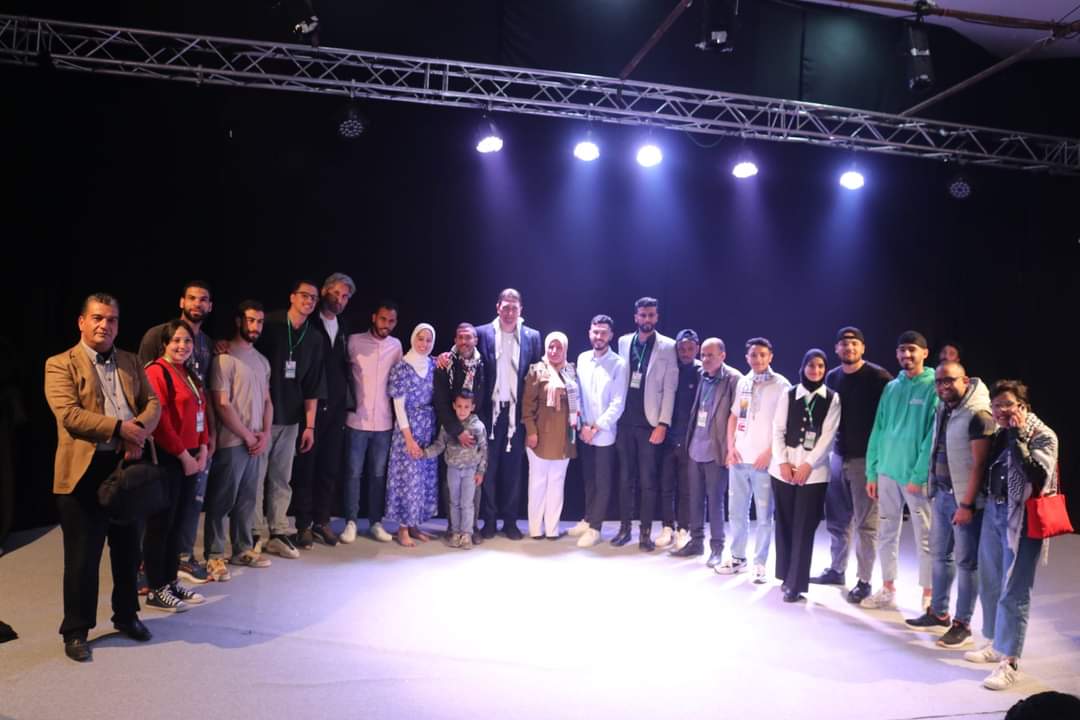 فريق مسرح الجامعة يختتم مشاركته في المهرجان الدولي للمنودراما في تونس