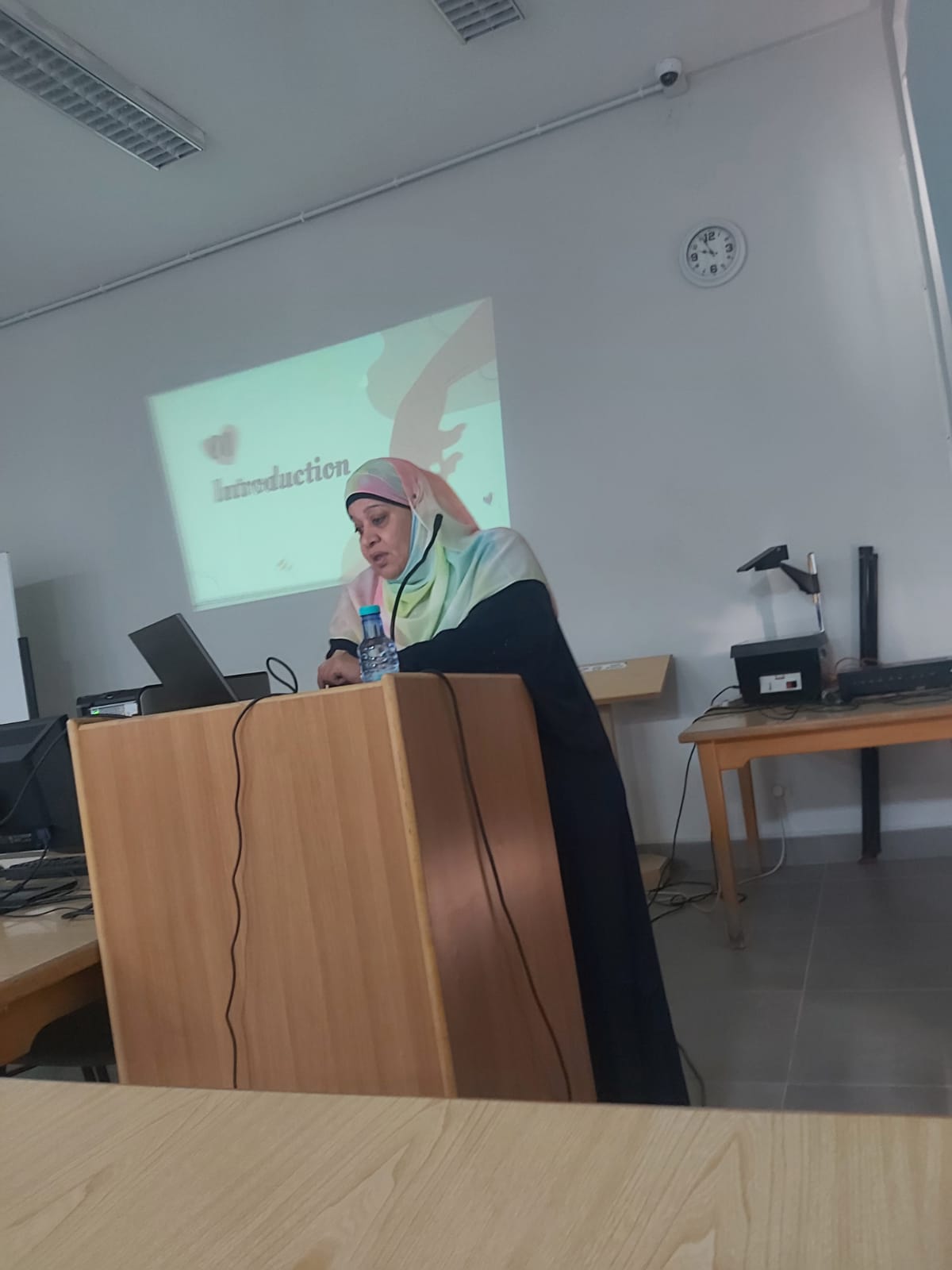 كلية التمريض في الجامعة العربية الأمريكية تشارك في مؤتمر التمريض العالمي الأول