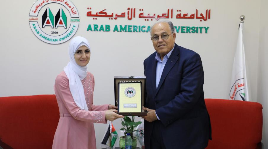 The University President honors The student Ghadeer Khalil Who won First Place in the national competition of 