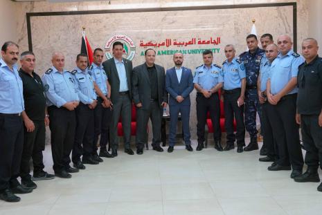 مدير شرطة محافظة جنين في لقاء مع رئيس الجامعة الدكتور براء عصفور